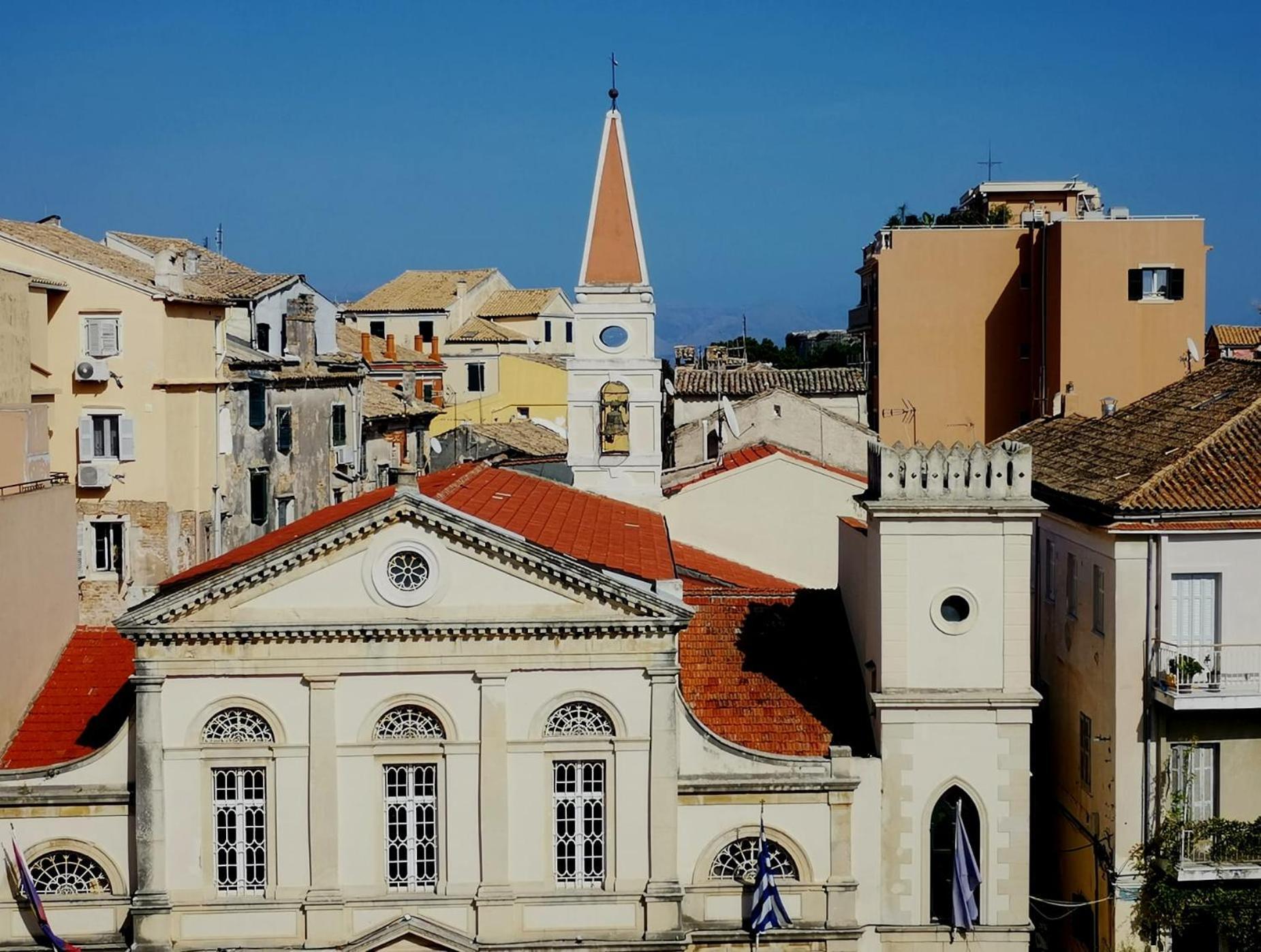 Attic Flat At San Giacomo Square-Corfu Town Apartamento Exterior foto